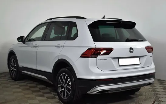 Volkswagen Tiguan 2.00 робот, фото №1