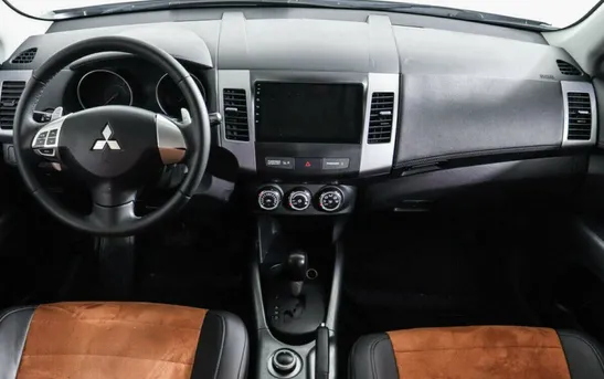 Mitsubishi Outlander 2.40 вариатор, фото №1