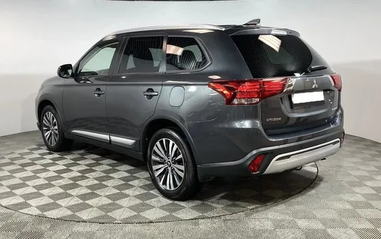Mitsubishi Outlander 2.00 вариатор, фото №1