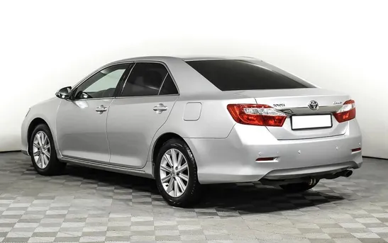 Toyota Camry 2.50 автомат, фото №1