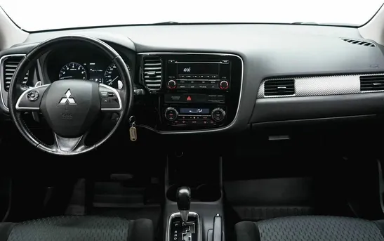 Mitsubishi Outlander 2.00 вариатор, фото №1