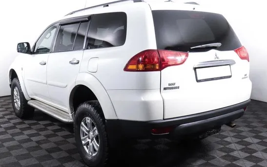 Mitsubishi Pajero Sport 2.50 автомат, фото №1