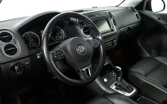 Volkswagen Tiguan 2.00 автомат, фото №1