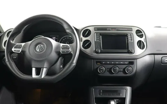 Volkswagen Tiguan 2.00 автомат, фото №1